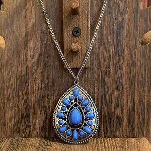 Elegant Blue Teardrop Pendant Necklace